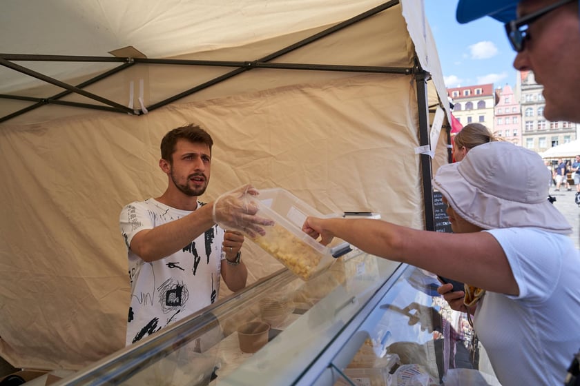 Festiwal kulinarny Delicje Regionów na wrocławskim Rynku