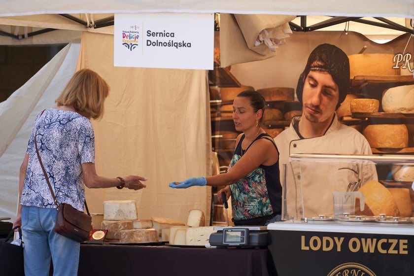 Festiwal kulinarny Delicje Regionów na wrocławskim Rynku