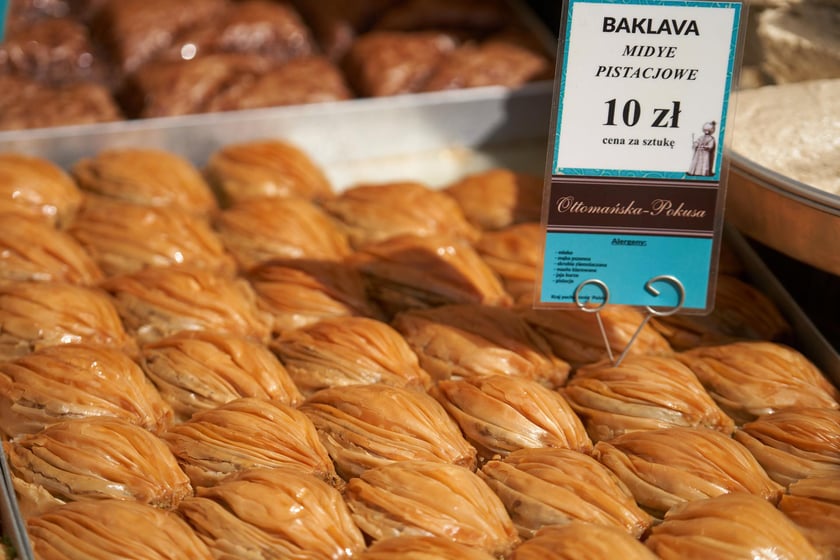 Festiwal kulinarny Delicje Regionów na wrocławskim Rynku