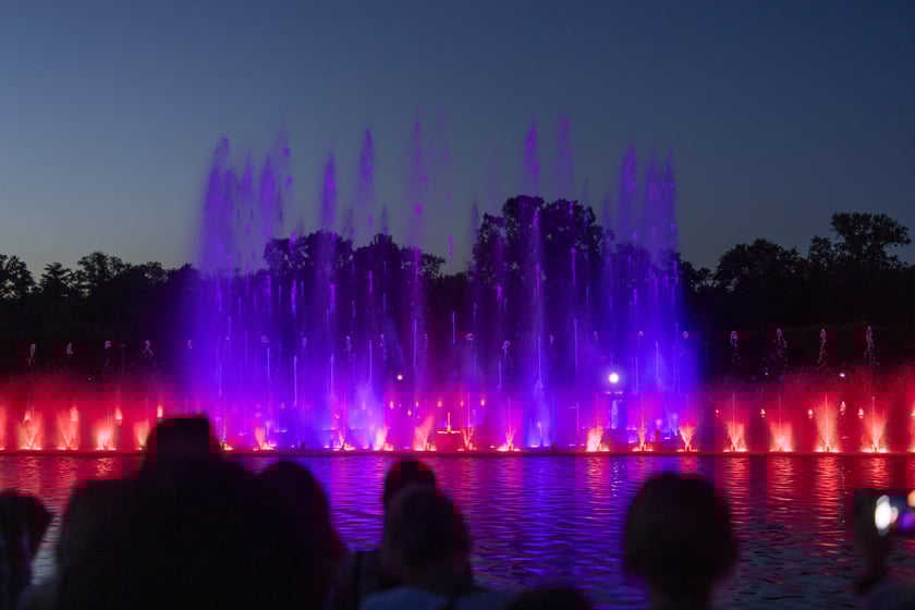 Pokaz specjalny Fontanny Multimedialnej we Wrocławiu - w sobotę 15 lipca Mikro&Makro Kosmos.