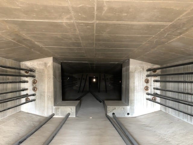 Element konstrukcji nośnej mostu