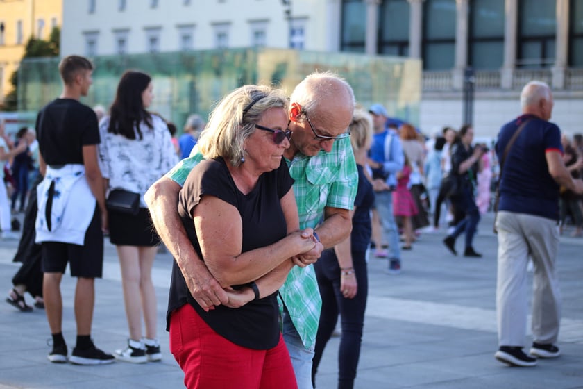 Filmowa potańcówka na pl. Wolności