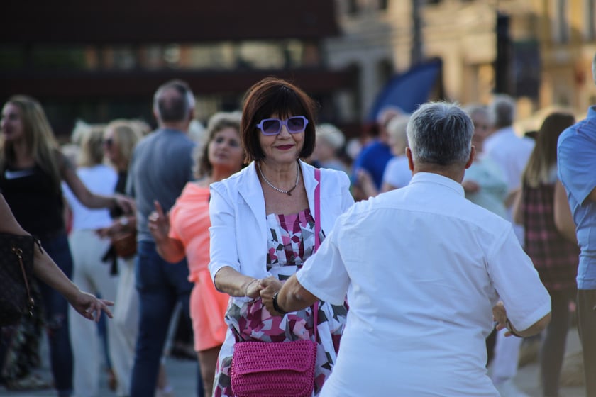 Filmowa potańcówka na pl. Wolności