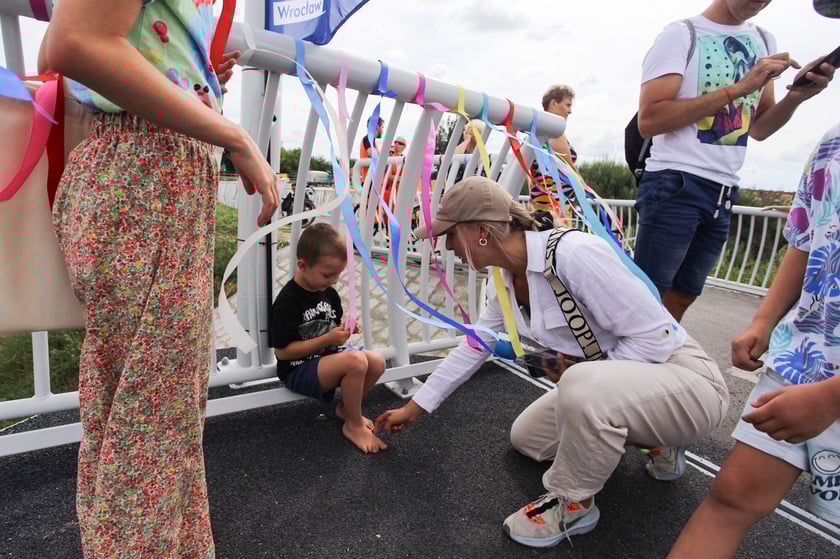 Piknik z okazji otwarcia kładki pieszo-rowerowej nad Ślęzą