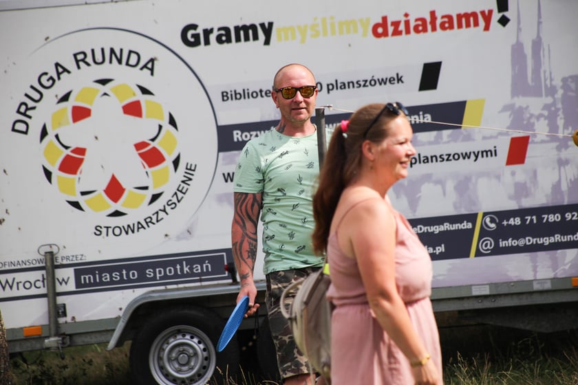 Piknik z okazji otwarcia kładki pieszo-rowerowej nad Ślęzą