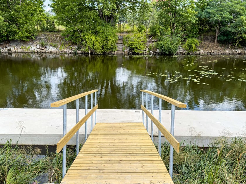 Pomost przy Beach Barze Port Węglowy