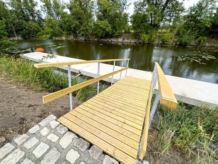 Pomost przy Beach Barze Port Węglowy