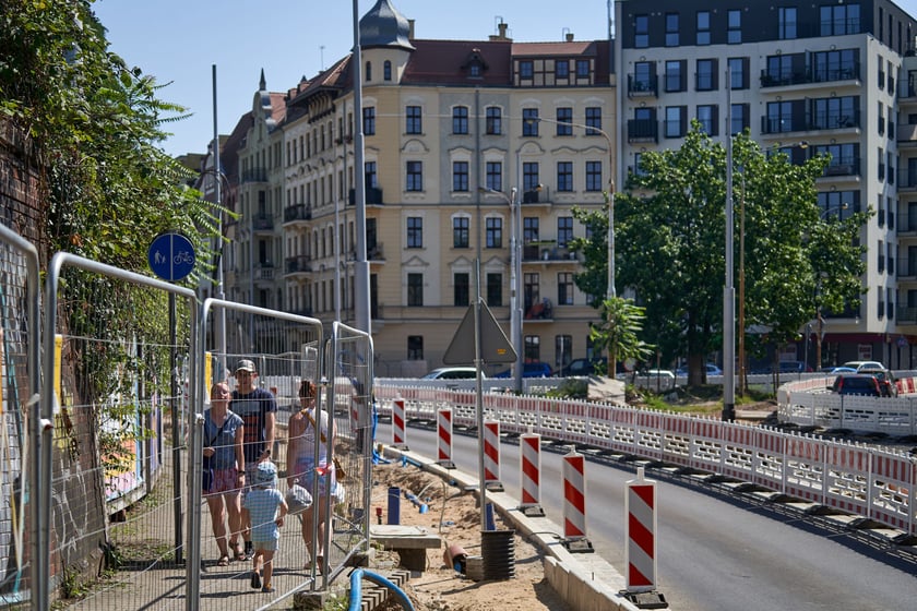 Przebudowa placu Staszica i ulicy Pomorskiej w sierpniu 2023 roku
