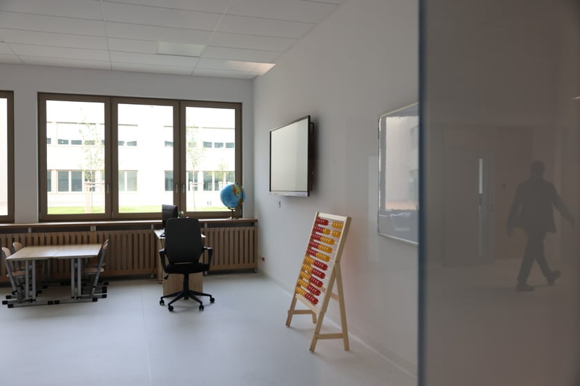 Rozpoczęcie roku szkolnego w nowej szkole przy ul. Asfaltowej we Wrocławiu