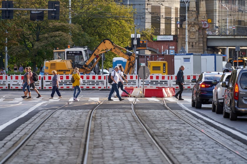 Przebudowa torowiska na skrzyżowaniu Piłsudskiego i Świdnickiej we Wrocławiu, 5.09.2023