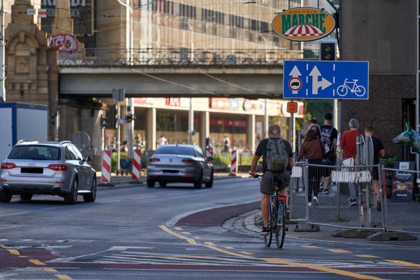 Przebudowa torowiska na skrzyżowaniu Piłsudskiego i Świdnickiej we Wrocławiu, 5.09.2023
