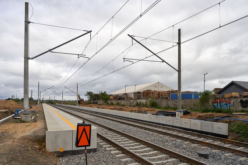 Budowa przystanku kolejowego w Mirkowie