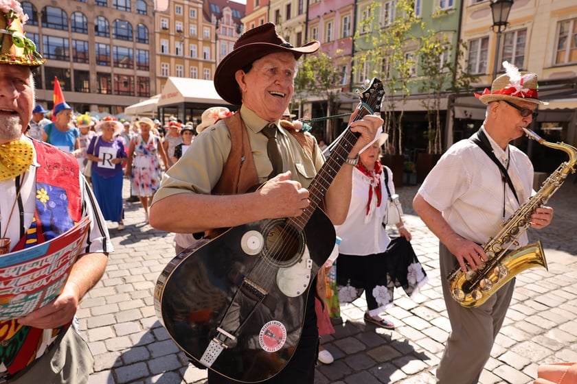 Marsz Kapeluszy i inauguracja Dni Senior