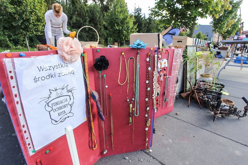 Pchli targ przy Centrum Historii Zajezdnia w niedzielę 24 września
