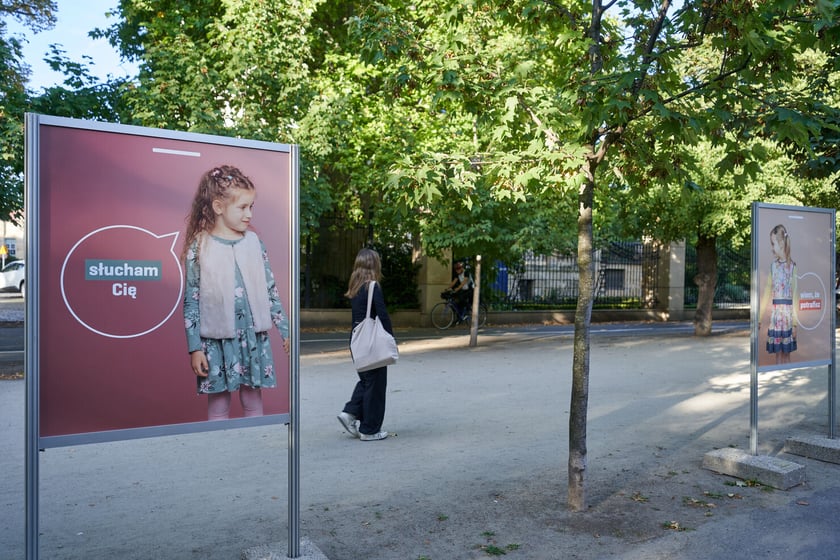 Wystwa "Dzieci&rdquo; na Promenadzie Staromiejskiej