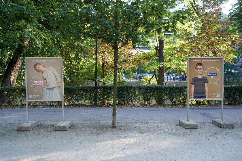 Wystwa "Dzieci&rdquo; na Promenadzie Staromiejskiej