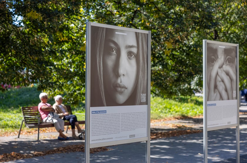 Wystawa plenerowa &bdquo;Historie&rdquo; na Bulwarze Dunikowskiego