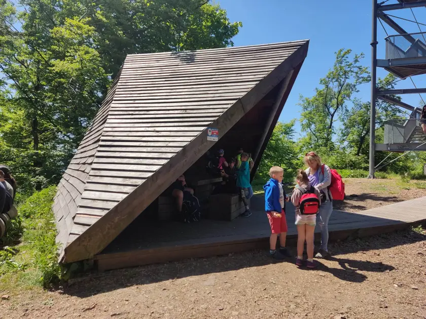 przy wieży widokowej na Trójgarbie
