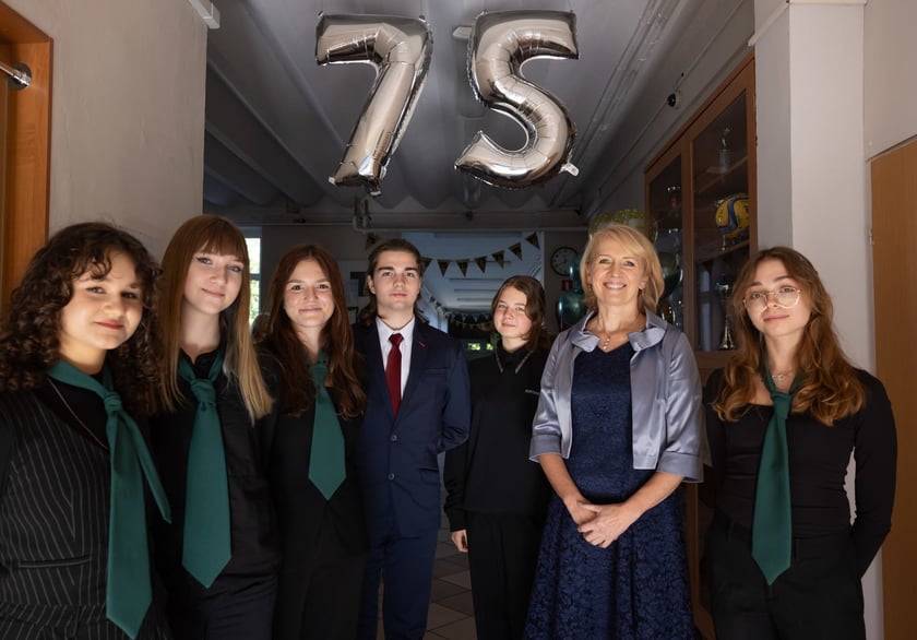 Jubileusz 75-lecia VIII LO we Wrocławiu