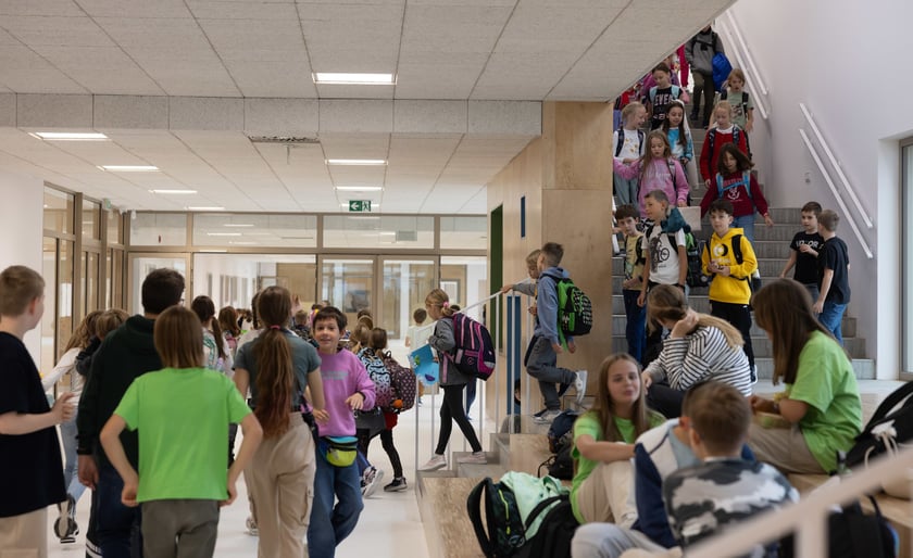 Październikowy dzień w zespole szkolno-przedszkolnym na Asfaltowej