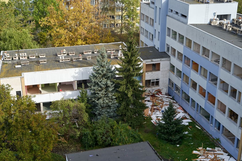 Wyburzanie budynku po przychodni Practimed, 24 października 2023