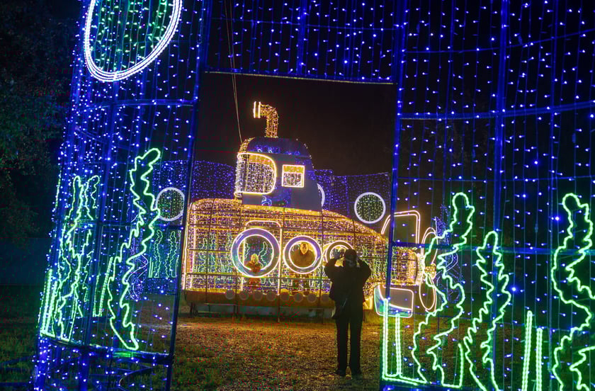 „Filmowe Opowieści” w Lumina Park w Zamku Topacz
