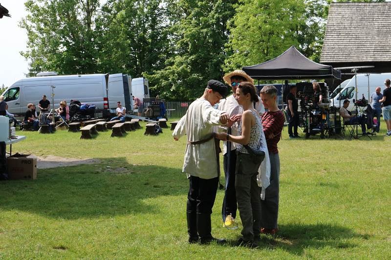 Plan zdjęciowy w Parku Etnograficznego w Tokarnii w Gminie Chęciny