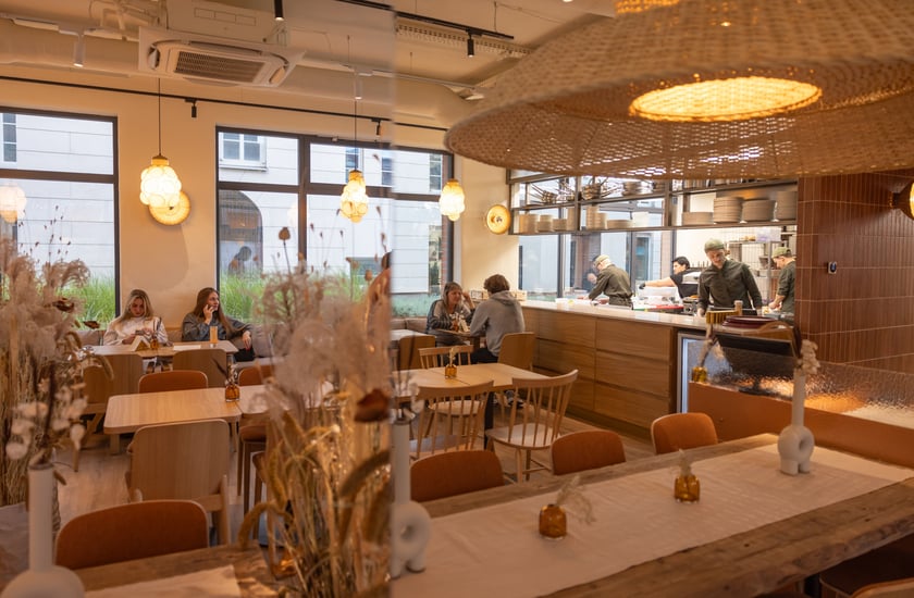 Restauracja Nai przy pl. Jana Pawła II