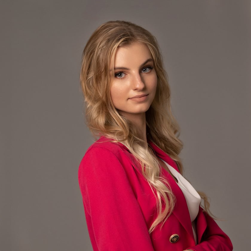 &nbsp;Julia Mucharska - Toruń - Kujawsko-Pomorskie - 175 cm - 18 lat