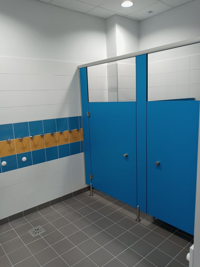 Węzeł sanitarny w przedszkolu przy ul. Dębickiej