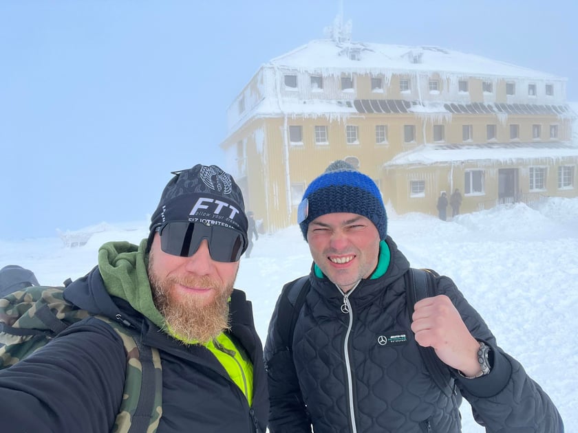 W VI Zimowym Wejściu na Śnieżkę wzięło udział kilkadziesiąt osób