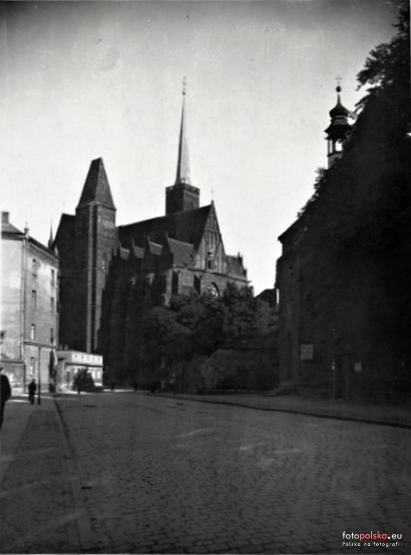 Ostrów Tumski 100 lat temu