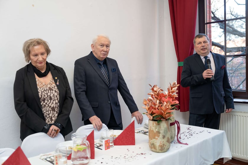 Spotkanie wigilijne dyrektorów szkół ponadpodstawowych i władz Wrocławia