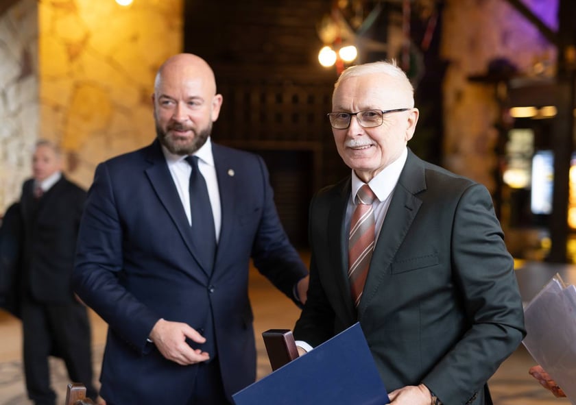 Psycholog i terapeuta Tomasz Smereka jest bardzo związany zwłaszcza ze swoimi wieloletnimi podopiecznymi