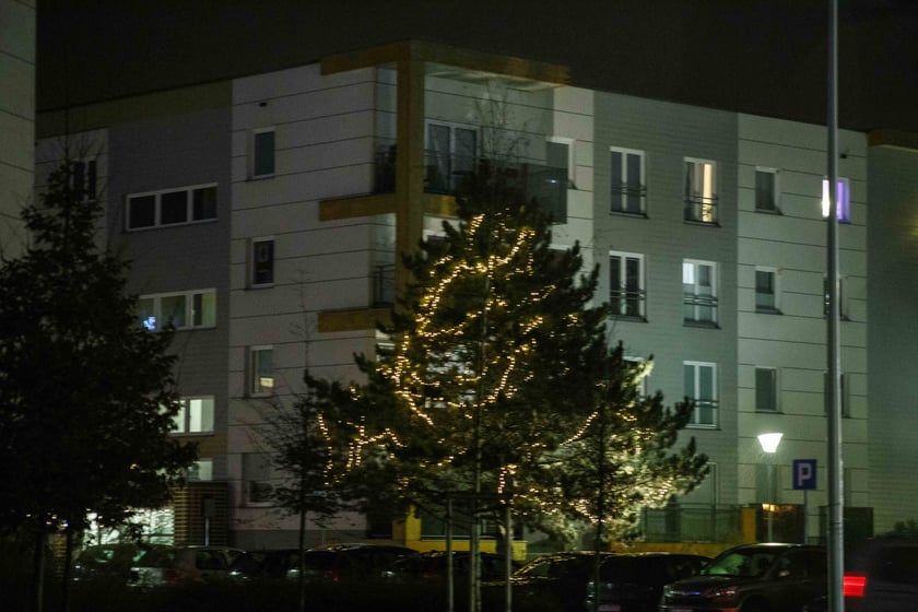 Świąteczne ozdoby na osiedlach