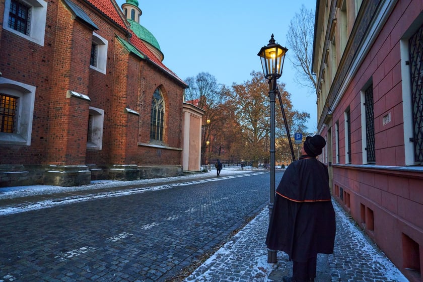 Latarnik na Ostrowie Tumskim.