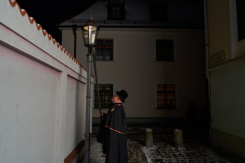 Latarnik na Ostrowie Tumskim.