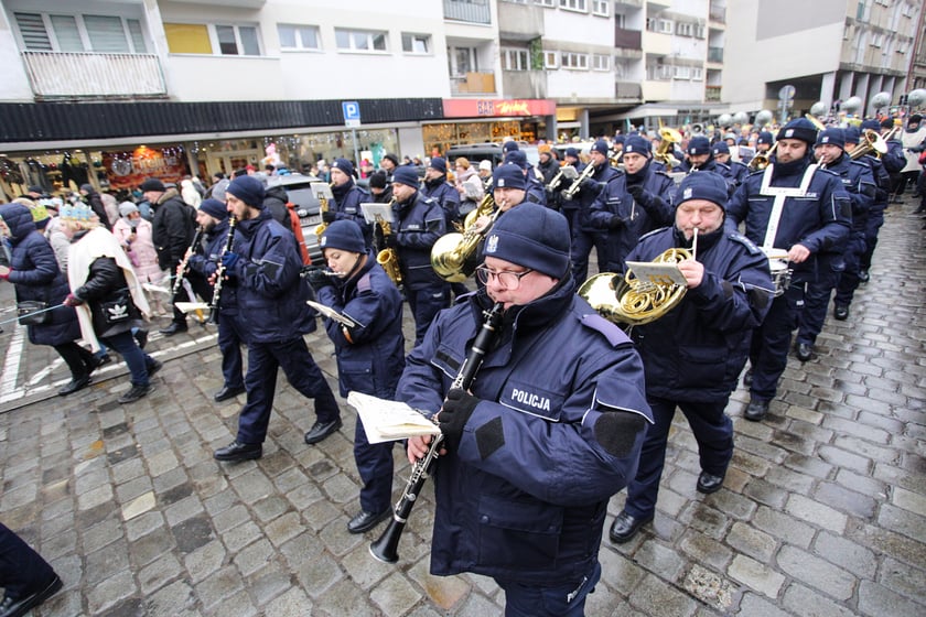 Uczestnicy Orszaku Trzech Króli 2024