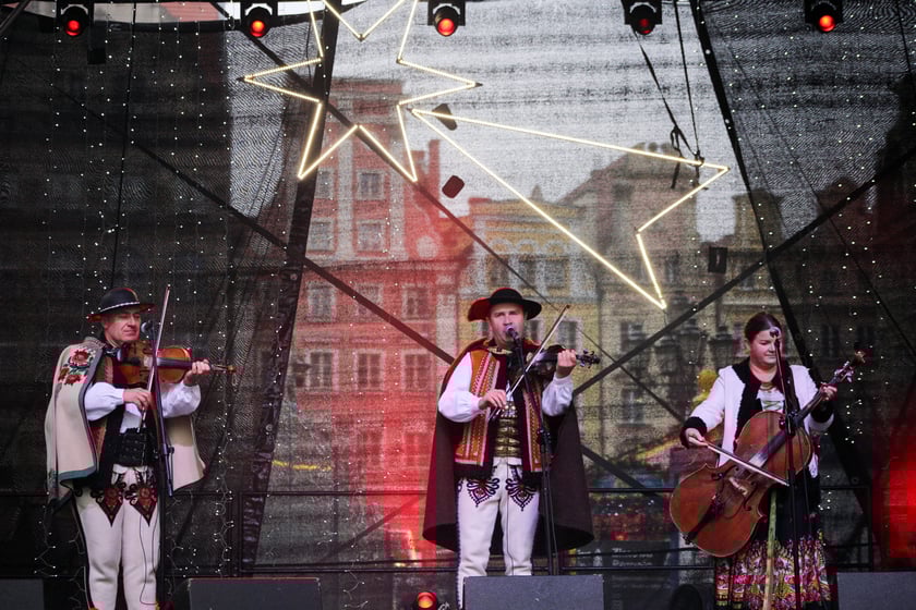 Uczestnicy Orszaku Trzech Króli 2024