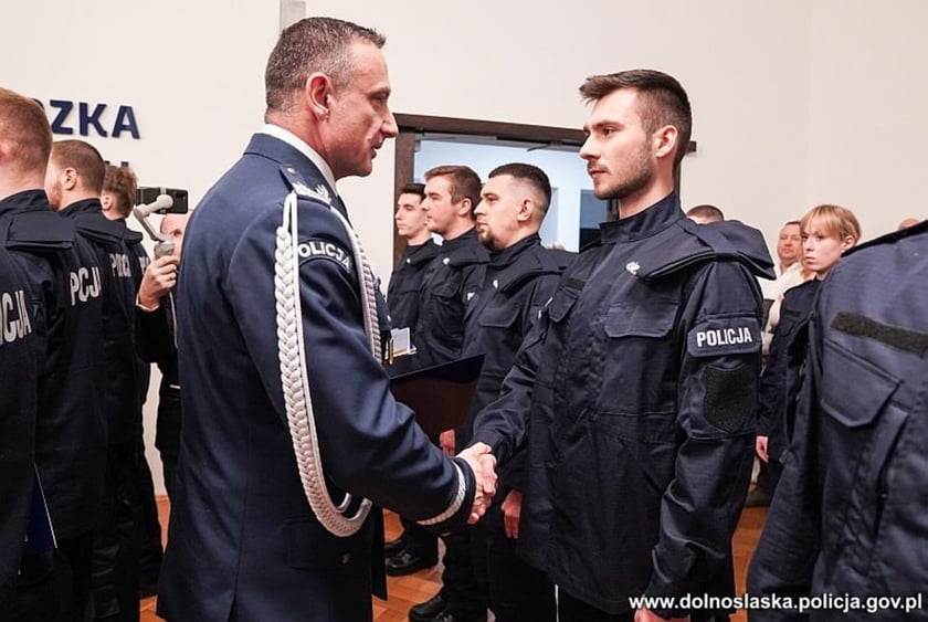 Ślubowanie nowych dolnośląskich policjantów we Wrocławiu