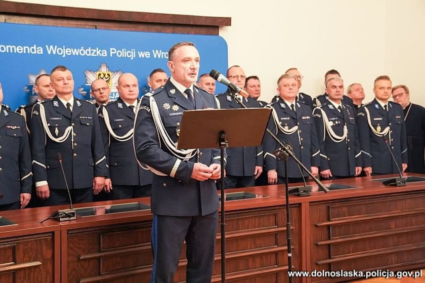 Ślubowanie nowych dolnośląskich policjantów we Wrocławiu