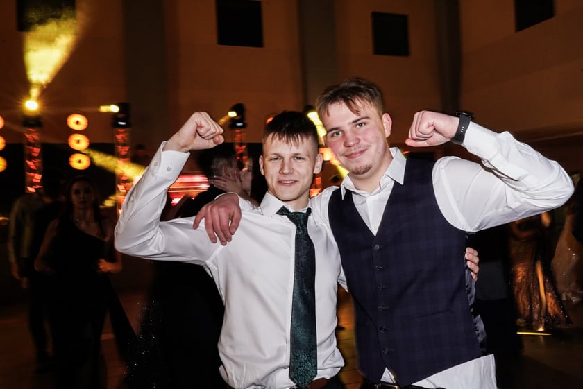 Studniówka II LO we Wrocławiu