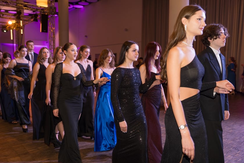 Studniówka XII LO we Wrocławiu