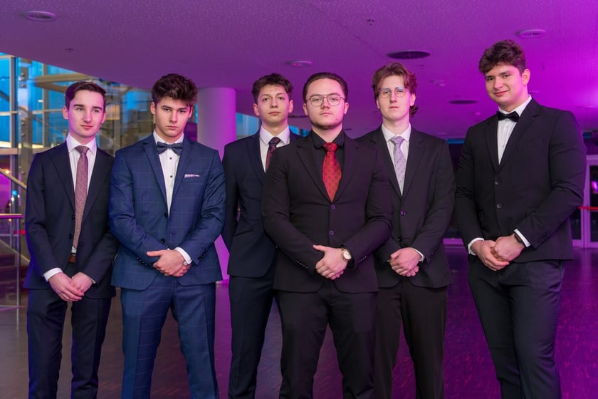 Studniówka XII LO we Wrocławiu