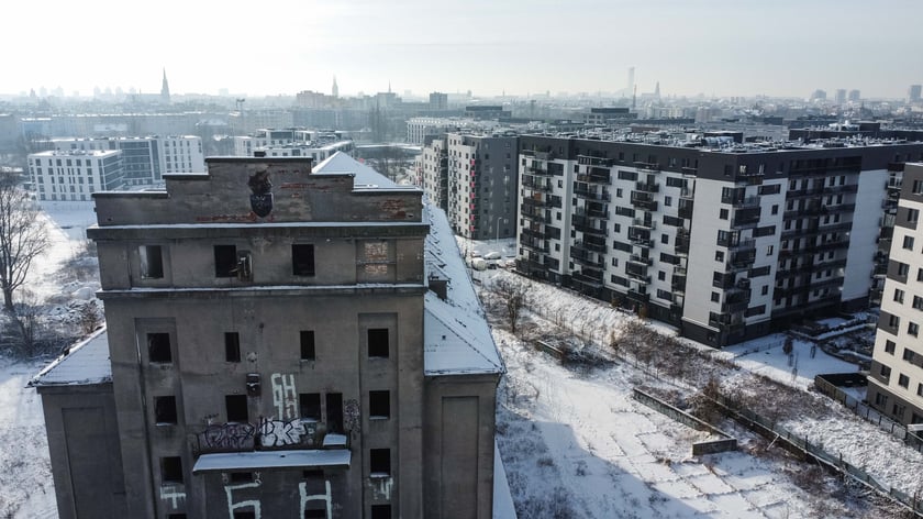 Elewator zbożowy przy ul. Rychtalskiej na Kleczkowie