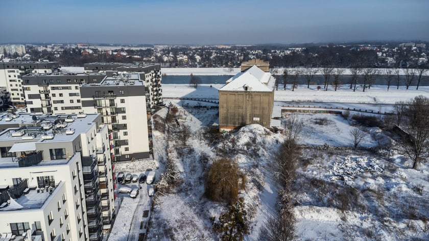 Elewator zbożowy przy ul. Rychtalskiej na Kleczkowie