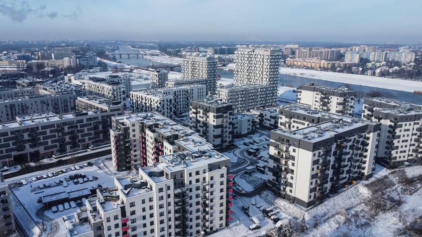 Kleczk&oacute;w - okolice elewatora zbożowego stojącego przy ul. Rychtalskiej