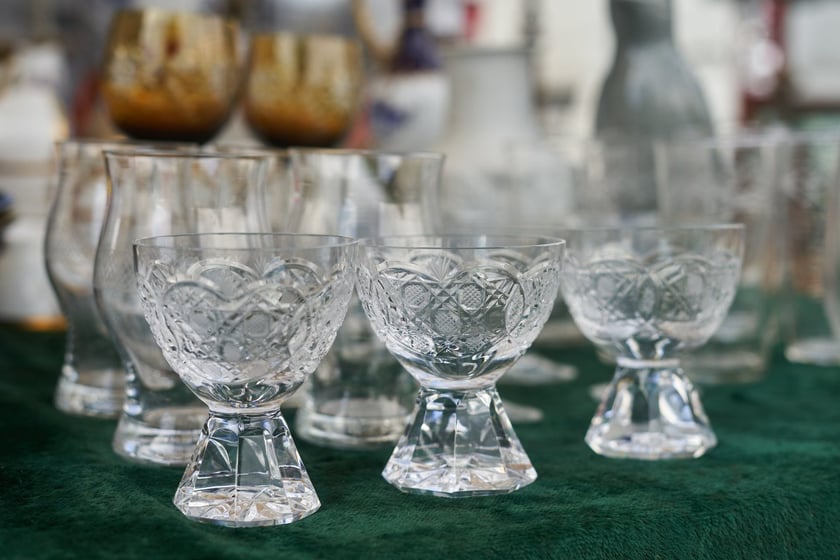 Giełda staroci pod Iglicą