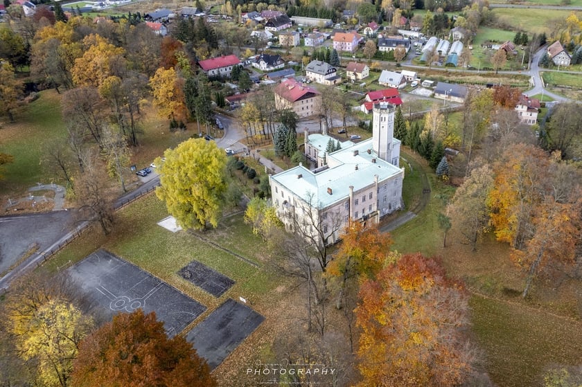 Pałac w Mysłakowicach