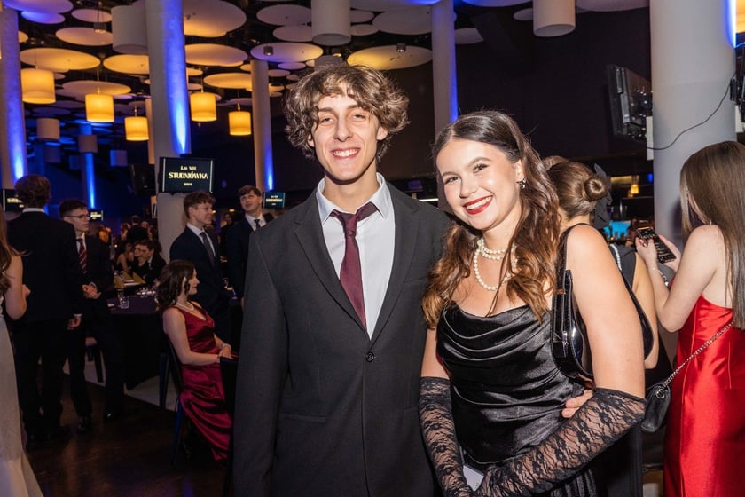 Studniówka maturzystów VII LO we Wrocławiu